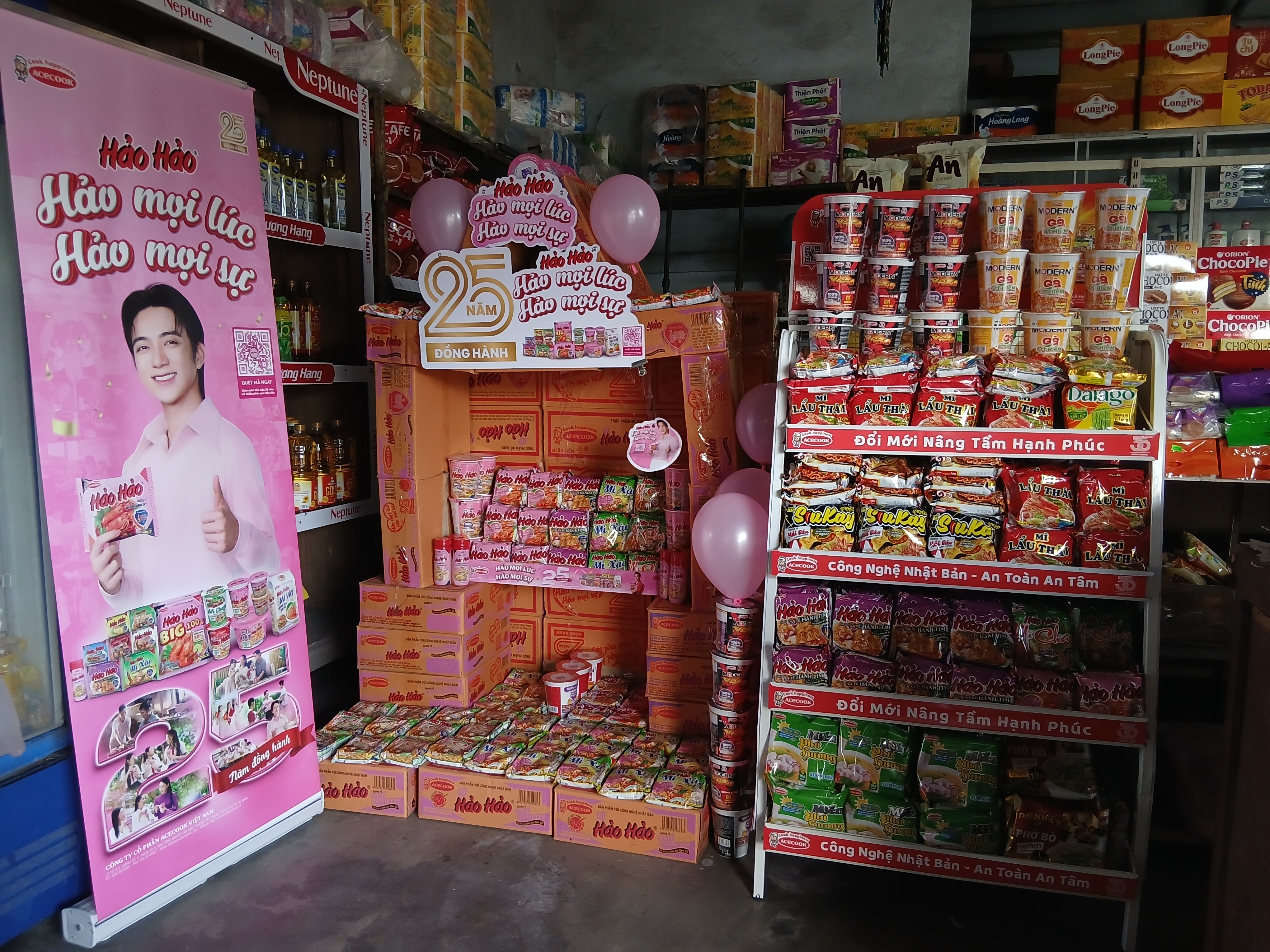 Trưng bày Hảo Hảo  – 0932531075