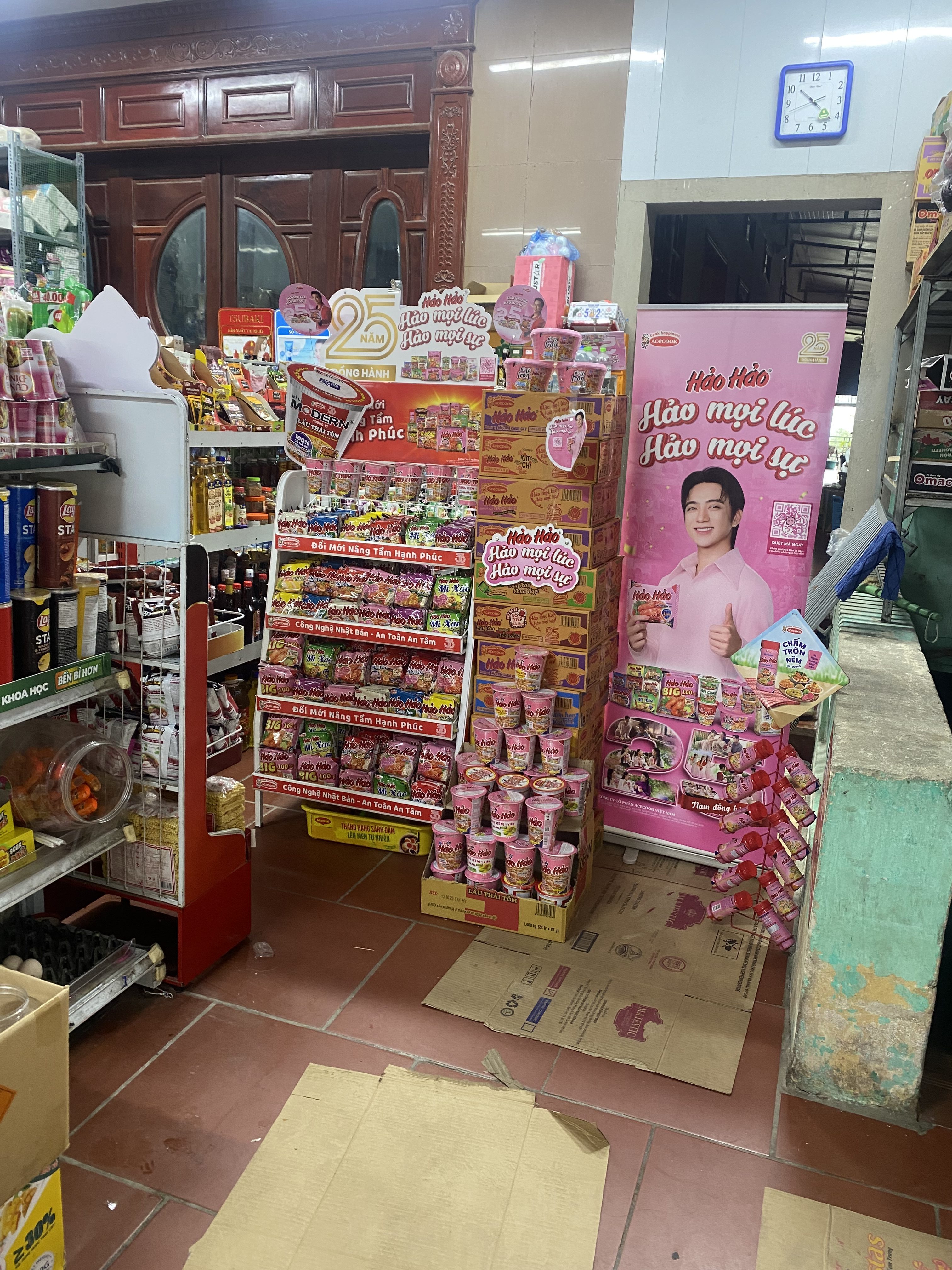 Trưng bày Hảo Hảo  – 0826123129