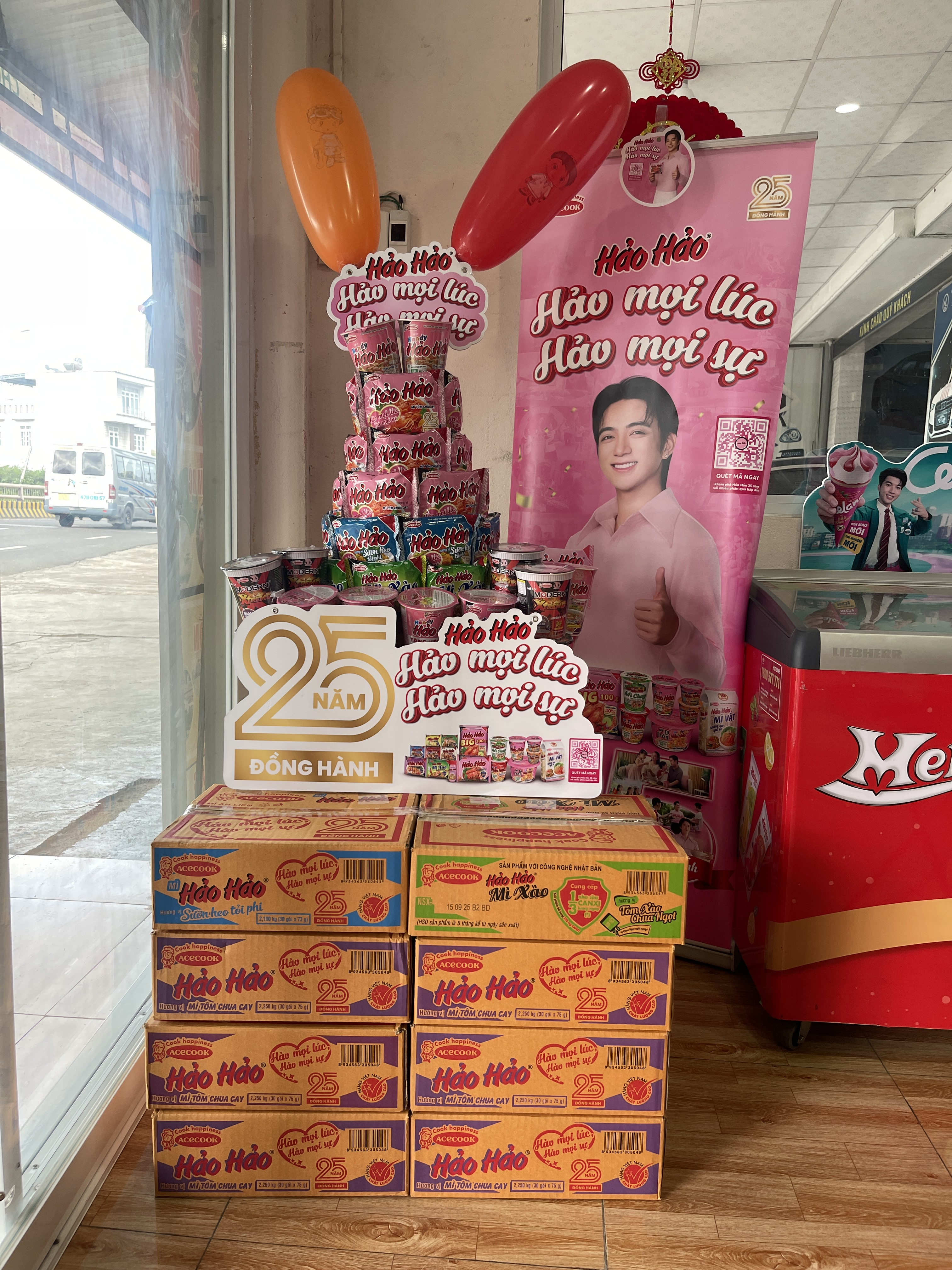 Trưng bày Hảo Hảo  – 0905810428