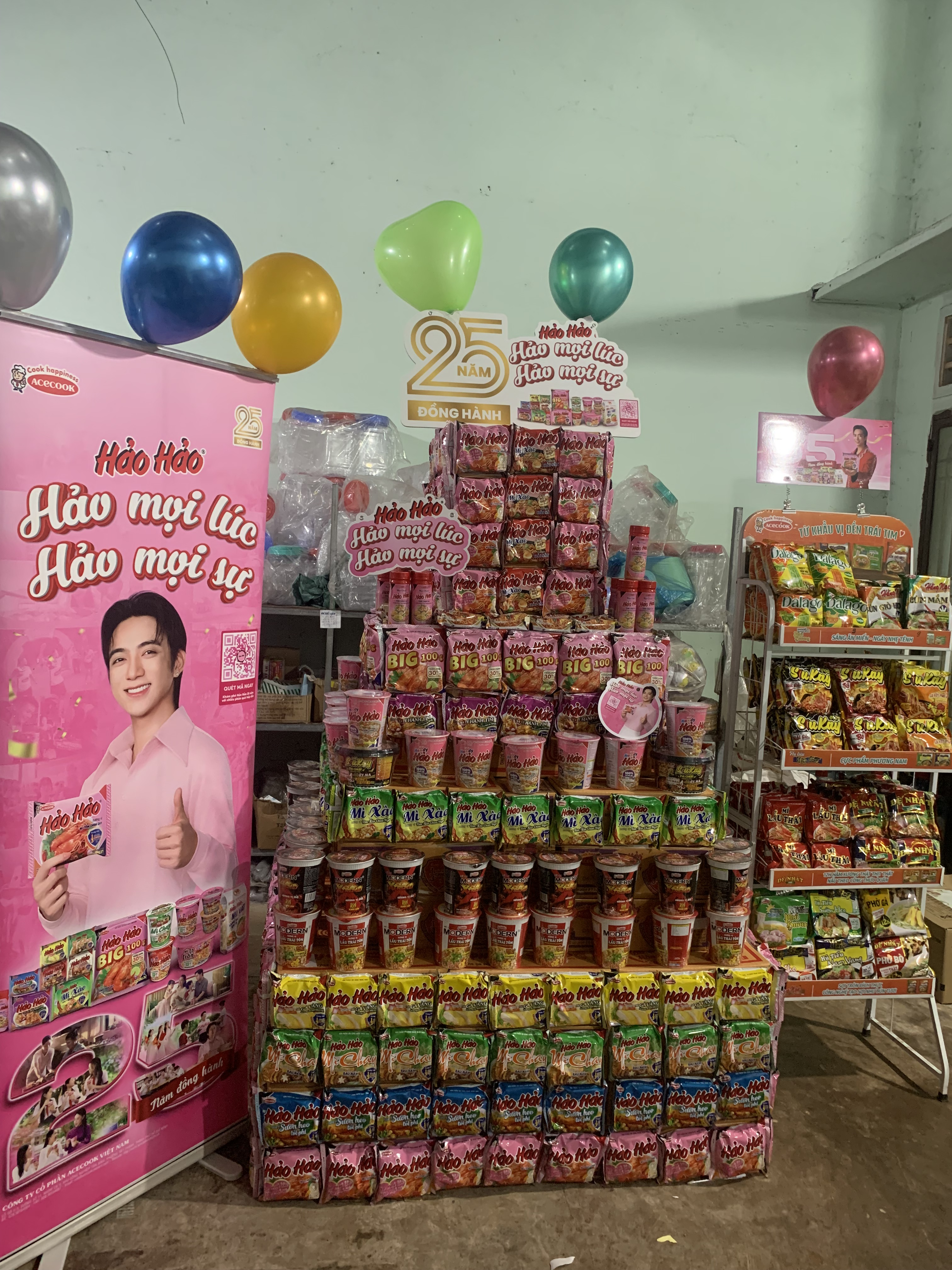 Trưng bày Hảo Hảo  – 0988283256