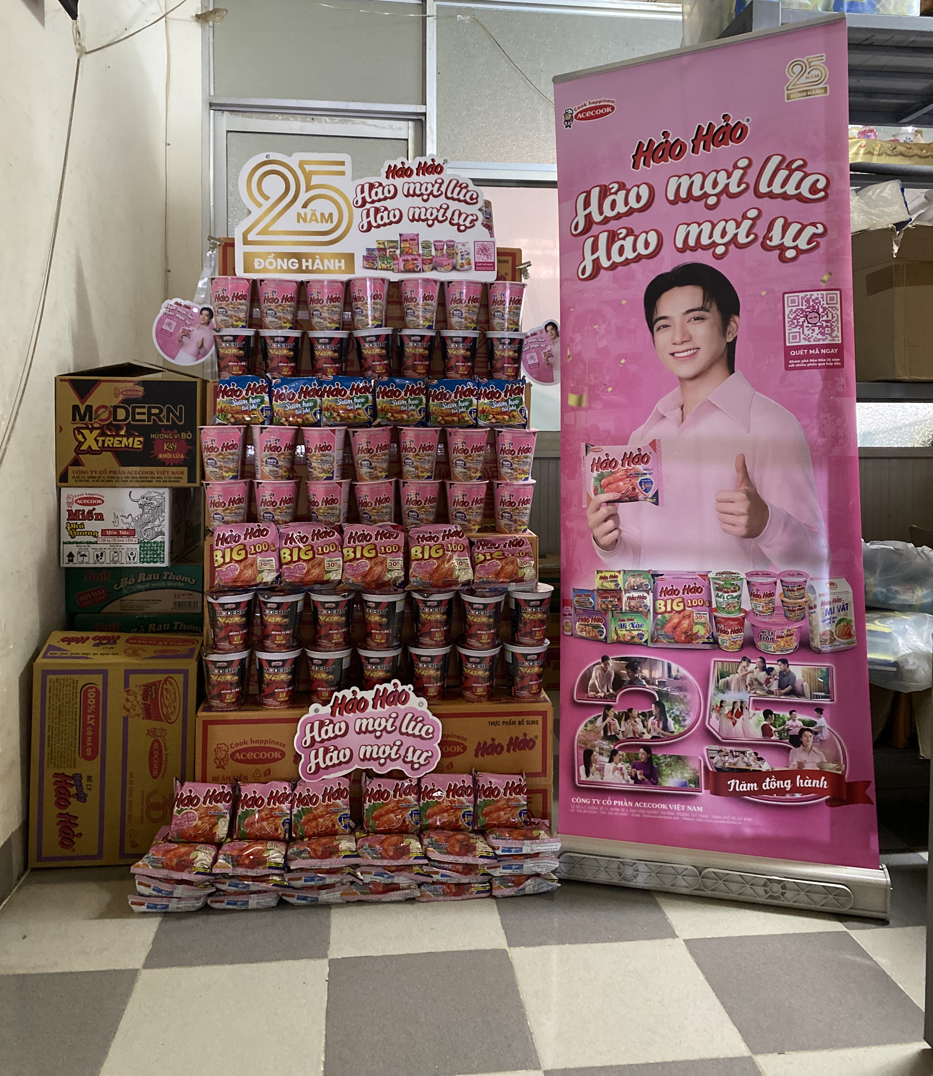 Trưng bày Hảo Hảo  – 0858889633