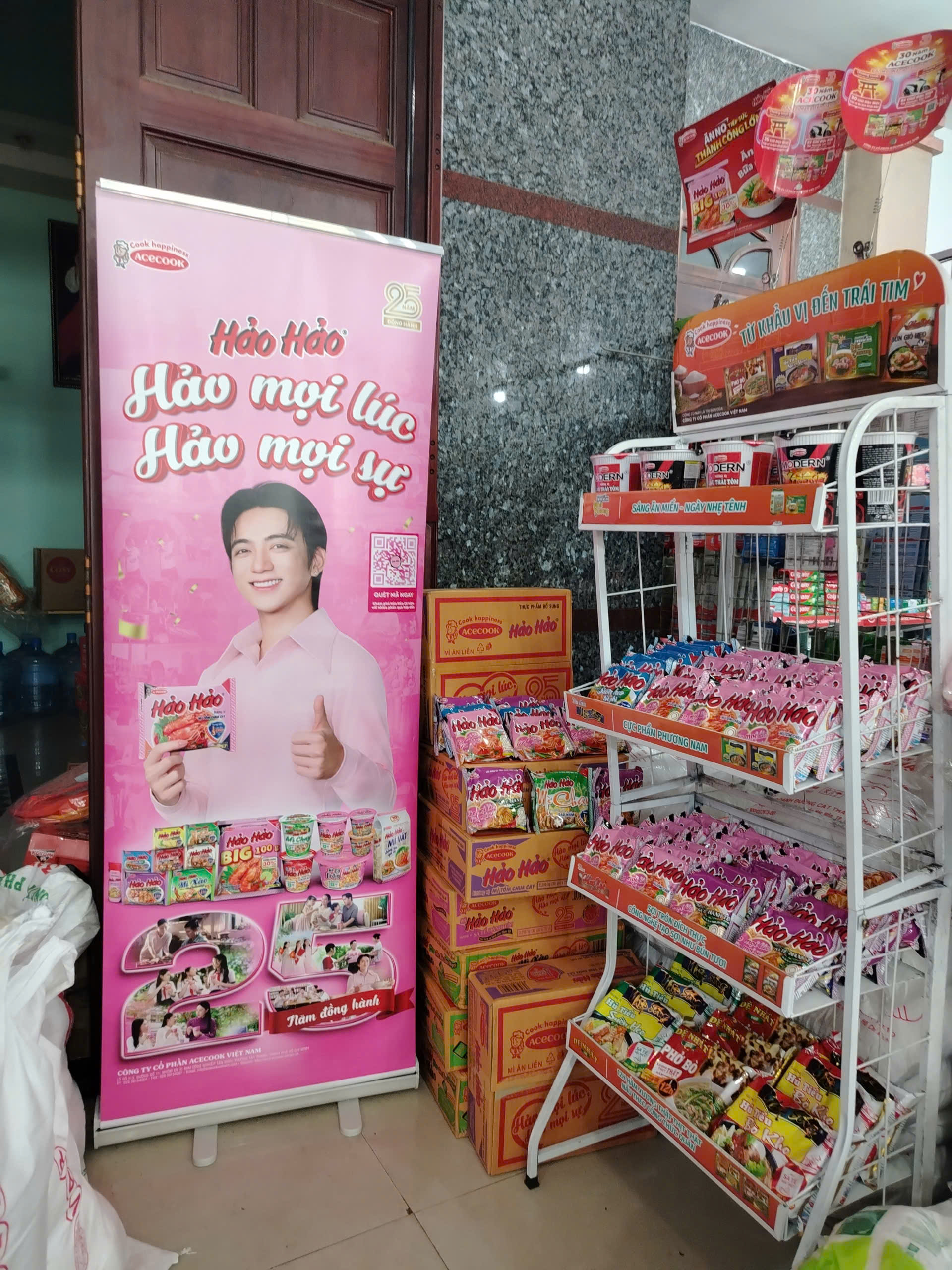 Trưng bày Hảo Hảo  – 0913951534